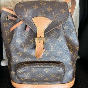 Louis Vuitton Montsouris Pm